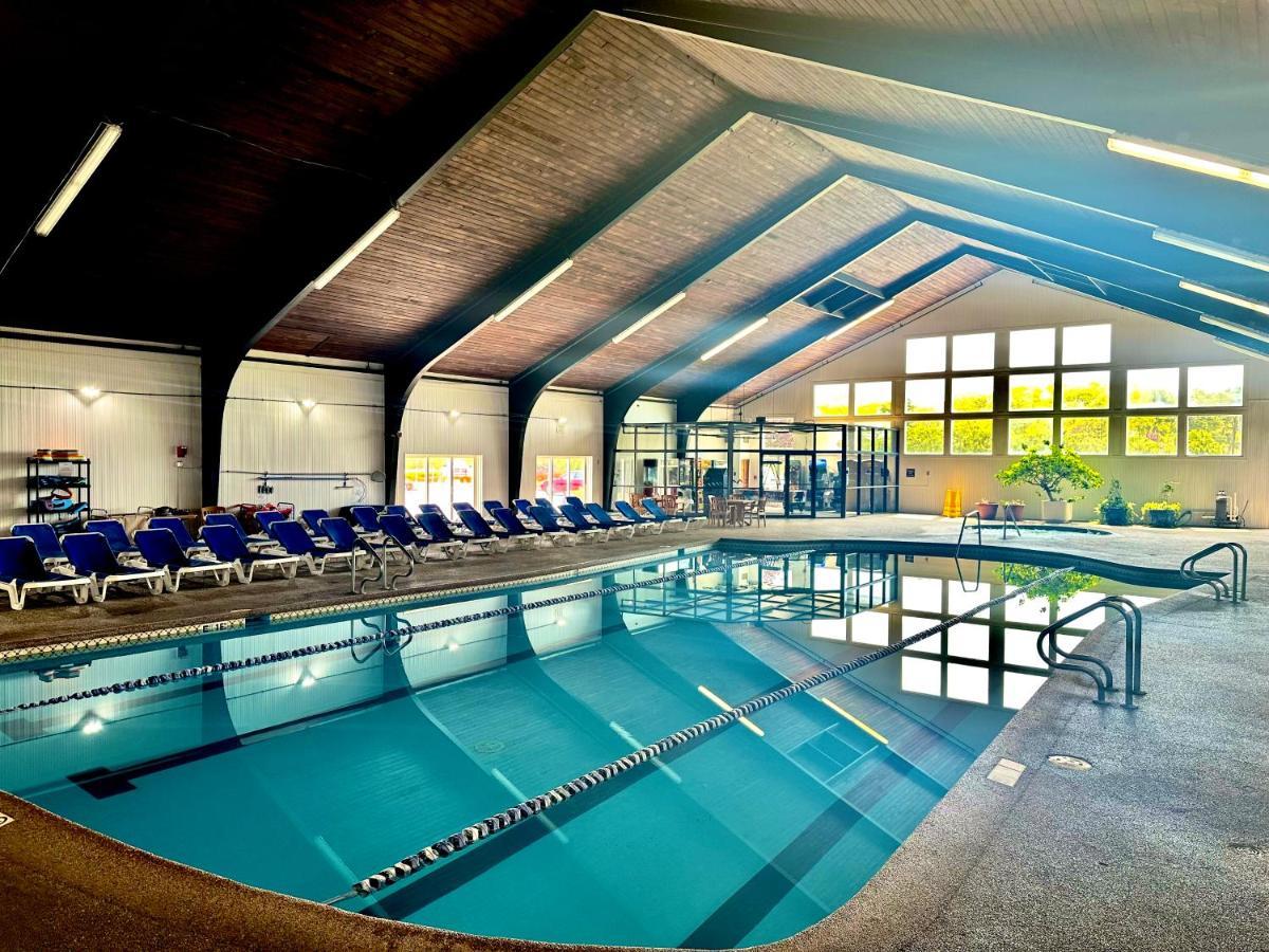 Cape Cod Irish Village - The Emerald Resort Barnstable Exterior foto